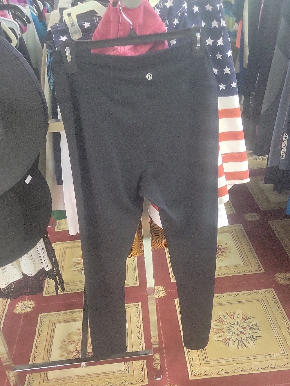 lululemon athletica Black Cropped Performance Leggings